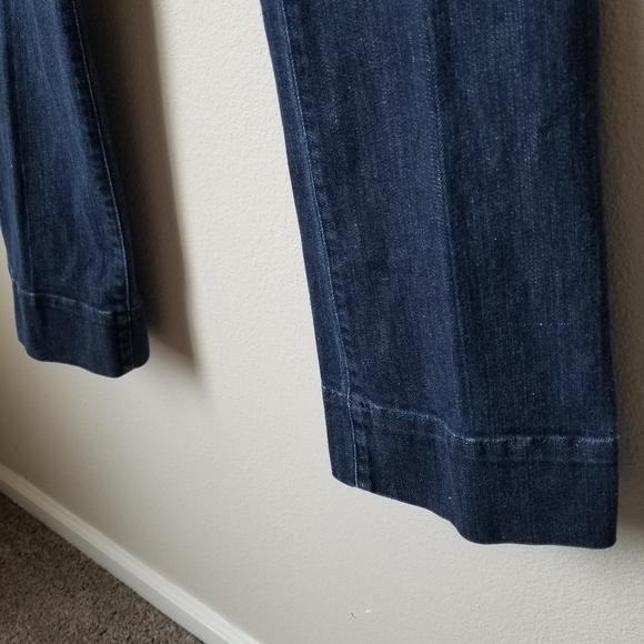 7 for All Mankind Jagger Mid-Rise Jeans - Picture 4 of 9